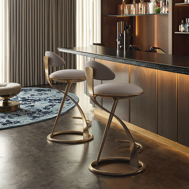 Luxury Creative Design Bar Chair Hotel High End Restaurant Gold Stainless Steel Genuine Leather High Foot Chair