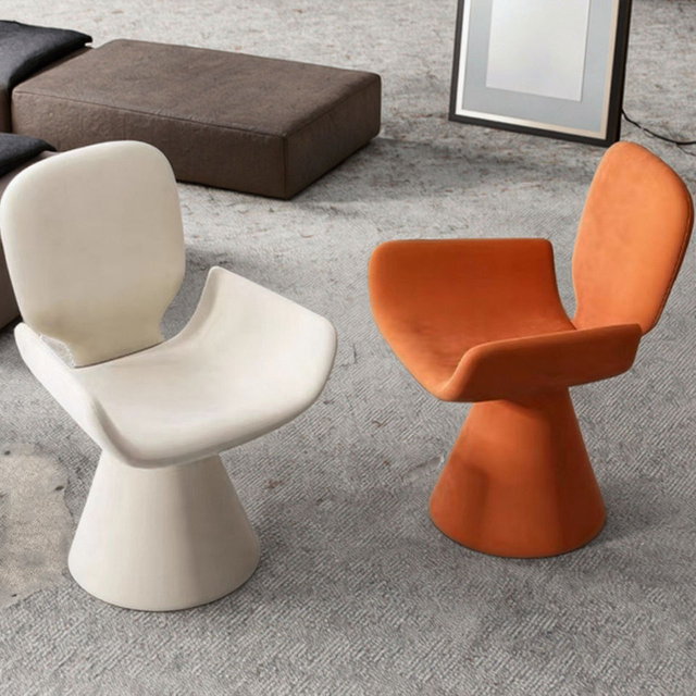 Luxury High-End Velvet Dining Chair Minimalist Backrest Modern Simple Home Hotel Stool for Villa Restaurant Bedroom Makeup Chair